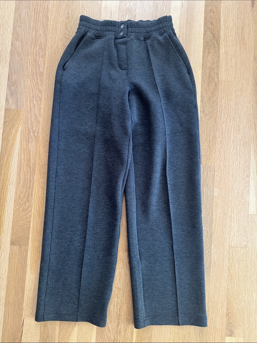 Spanx AirEssentials wide-leg crop pants in a charcoal heather gray XS